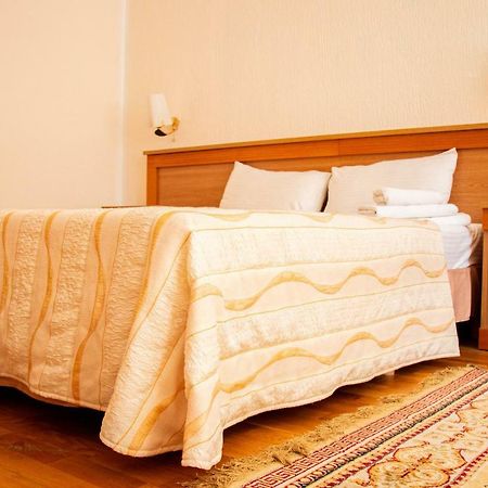 Altyn Dala Hotel Astana Zewnętrze zdjęcie